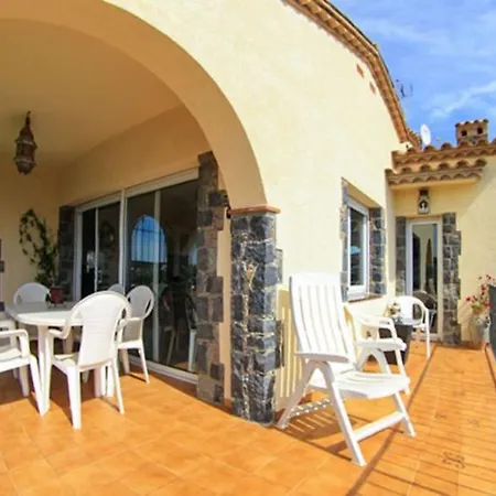 Club Villamar - La Vue Villa *